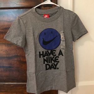 Grey Nike t-shirt